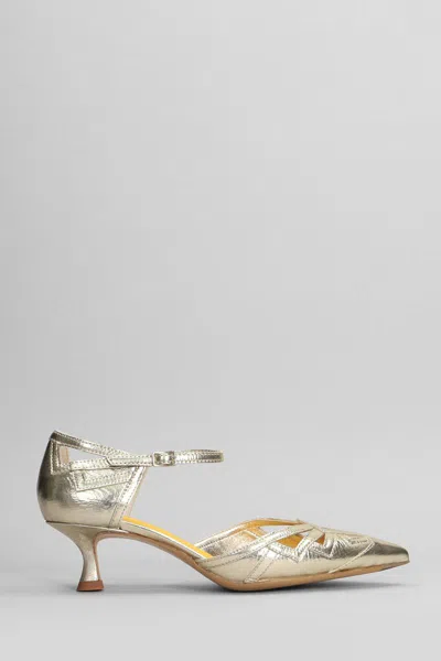 Mara Bini Pumps In Platinum