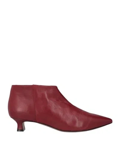 Mara Bini Woman Ankle Boots Brick Size 11 Leather