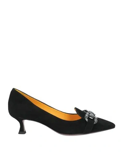 Mara Bini Woman Loafers Black Size 6 Leather