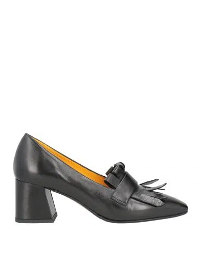 Mara Bini Woman Loafers Black Size 8 Leather