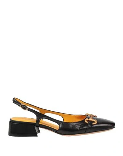 Mara Bini Woman Pumps Black Size 6 Soft Leather