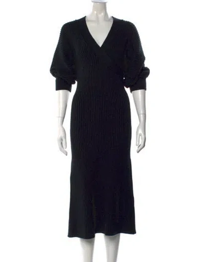 Pre-owned Mara Hoffman V-neck Midi Length Dress In Black
