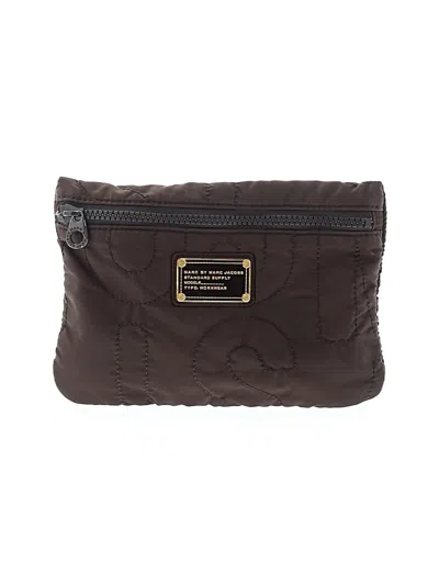 Pre-owned Marc By Marc Jacobs Clutch In Brown