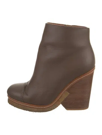 Pre-owned Marc By Marc Jacobs Leather Boots In Neutral