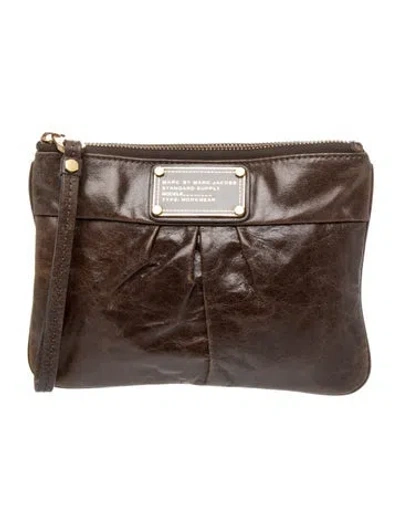 Pre-owned Marc By Marc Jacobs Leather Clutch In Brown