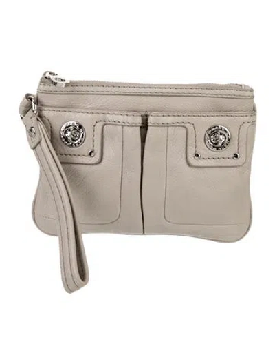 Pre-owned Marc By Marc Jacobs Leather Clutch In Neutral