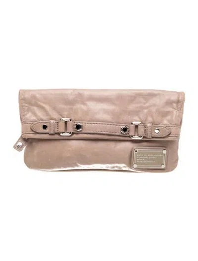 Pre-owned Marc By Marc Jacobs Leather Clutch In Neutral