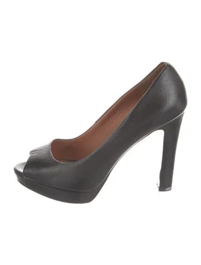 Pre-owned Marc By Marc Jacobs Leather Pumps In Grey