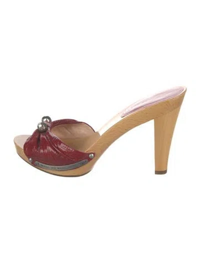 Pre-owned Marc By Marc Jacobs Leather Sandals In Red
