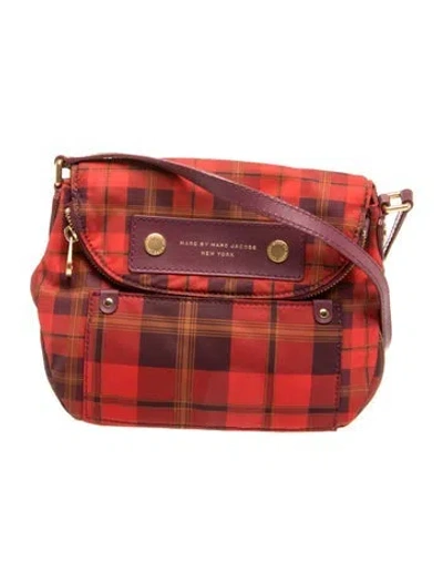 Pre-owned Marc By Marc Jacobs Nylon Messenger Bag In Red