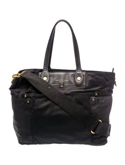 Pre-owned Marc By Marc Jacobs Nylon Shoulder Bag In Black