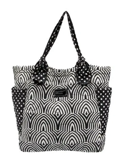 Pre-owned Marc By Marc Jacobs Nylon Tote In White