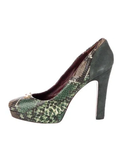 Pre-owned Marc By Marc Jacobs Patent Leather Animal Print Pumps In Green