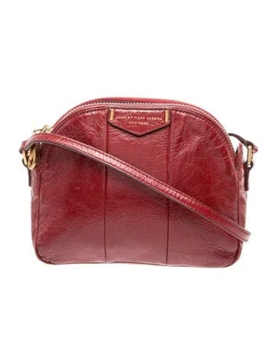 Pre-owned Marc By Marc Jacobs Patent Leather Shoulder Bag In Red