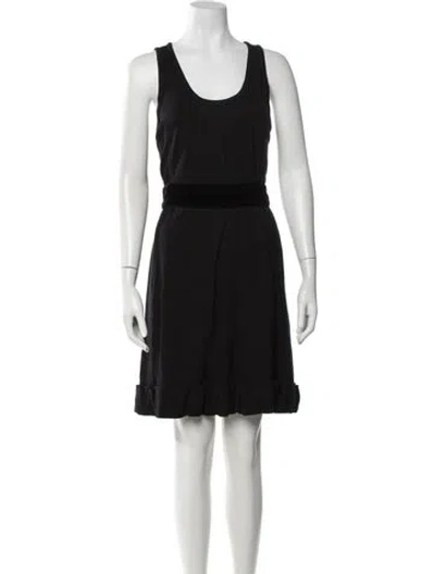 Pre-owned Marc By Marc Jacobs Scoop Neck Knee-length Dress In Black