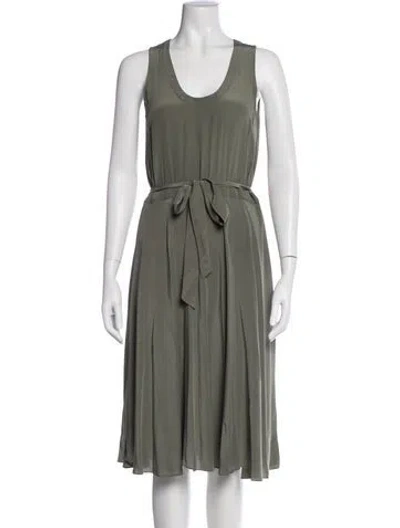 Pre-owned Marc By Marc Jacobs Silk Midi Length Dress In Green