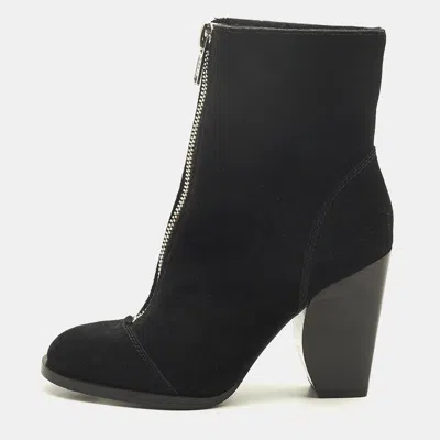 Pre-owned Marc By Marc Jacobs Size 35.5 Black Suede Front Zip Ankle Length Boots