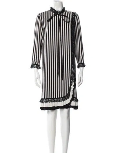 Pre-owned Marc By Marc Jacobs Striped Knee-length Dress In White