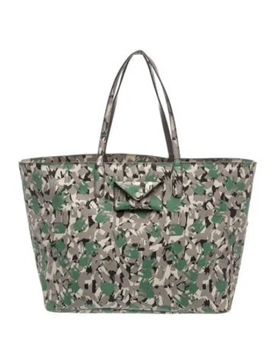 Pre-owned Marc By Marc Jacobs Tote In Green