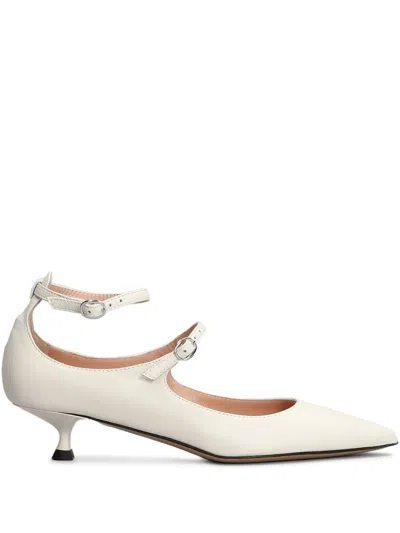 Marc Ellis Leather Pumps In White