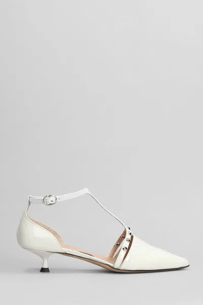 MARC ELLIS MARC ELLIS PUMPS