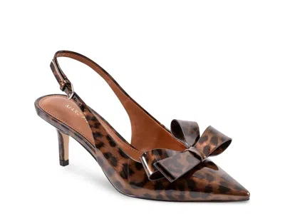 Marc Fisher Allon Pump In Brown