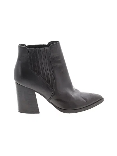 Pre-owned Marc Fisher Ankle Boots In Black