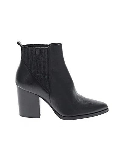 Pre-owned Marc Fisher Ankle Boots In Black
