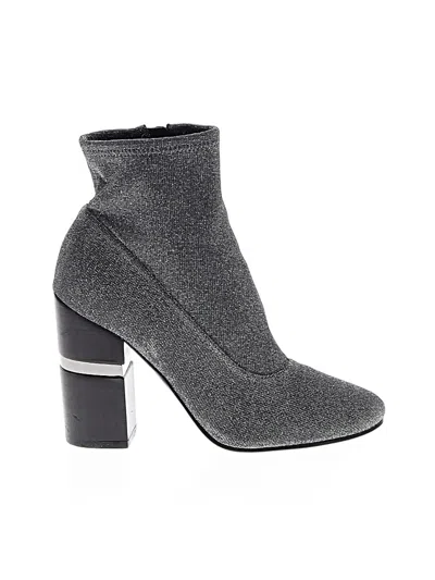 Pre-owned Marc Fisher Ankle Boots In Gray