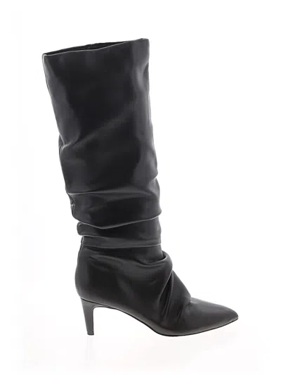 Pre-owned Marc Fisher Boots In Black
