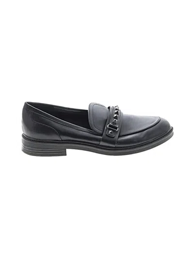 Pre-owned Marc Fisher Flats In Black