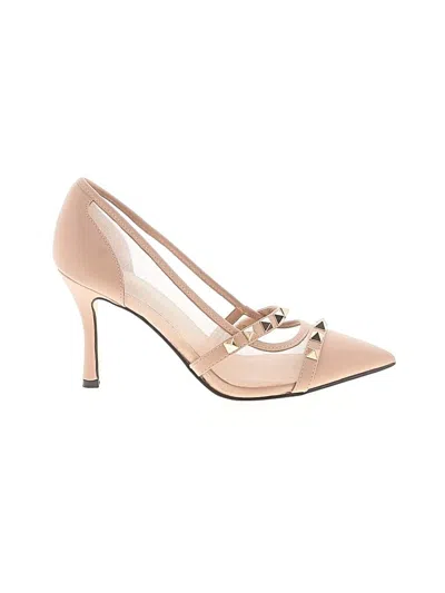 Pre-owned Marc Fisher Heels In Ivory