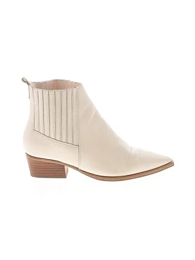 Pre-owned Marc Fisher Ltd Ankle Boots In Ivory