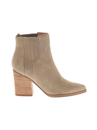 Pre-owned Marc Fisher Ltd Ankle Boots In Tan