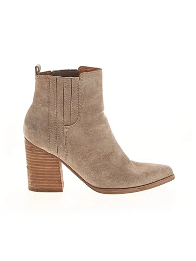 Pre-owned Marc Fisher Ltd Ankle Boots In Tan