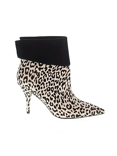 Pre-owned Marc Fisher Ltd Ankle Boots In White