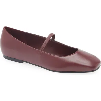 Marc Fisher Ltd Urella Mary Jane Flat In Burgundy