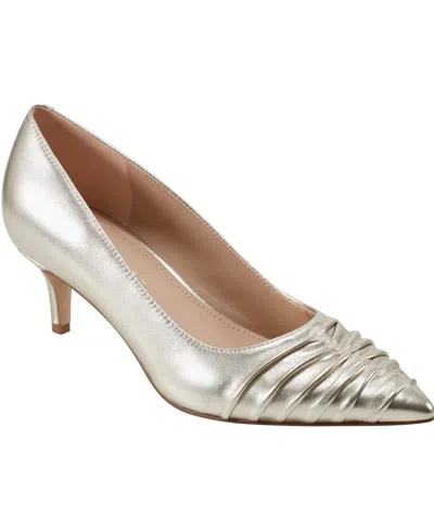MARC FISHER LTD WOMEN'S PARIA RUCHED KITTEN HEEL PUMPS