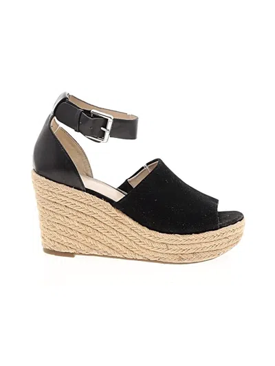 Pre-owned Marc Fisher Wedges In Black