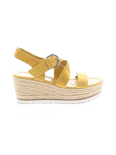 Pre-owned Marc Fisher Wedges In Yellow