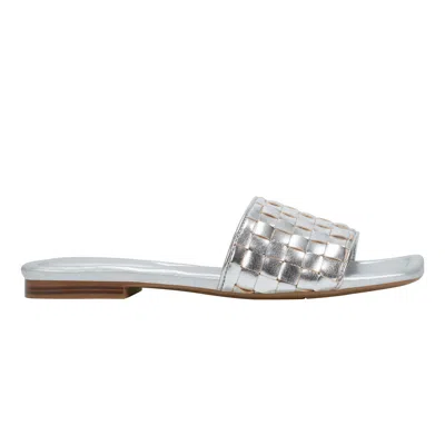 MARC FISHER Women's Lecee Woven Flat Sandal