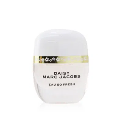 Marc Jacobs - Daisy Eau So Fresh Petals Eau De Toilette Spray 20ml / 0.67oz In Red   / Apple / Green / Ruby