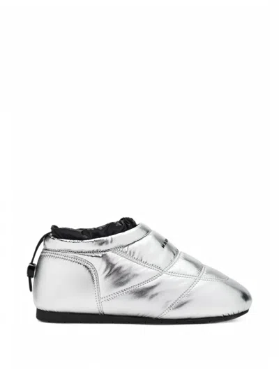Marc Jacobs 아스펜 로우탑 윈터 부츠 In 실버 톤