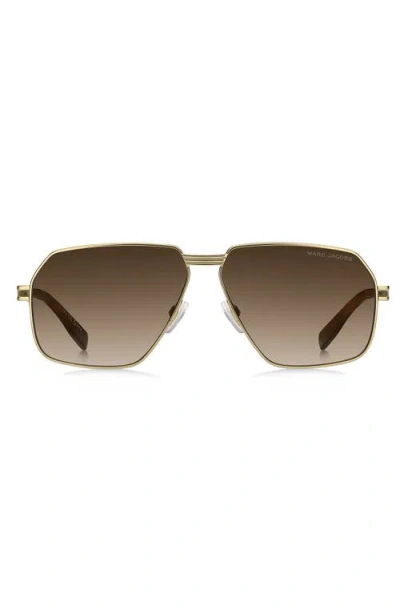 Marc Jacobs 61mm Gradient Navigator Sunglasses In Gold