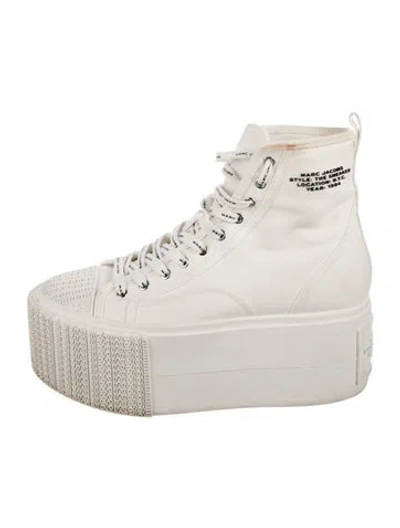 Pre-owned Marc Jacobs Canvas Graphic Print Sneakers In White