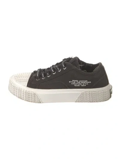 Pre-owned Marc Jacobs Canvas Graphic Print Sneakers In White