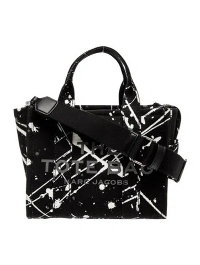 Pre-owned Marc Jacobs Canvas Shoulder Bag In Black