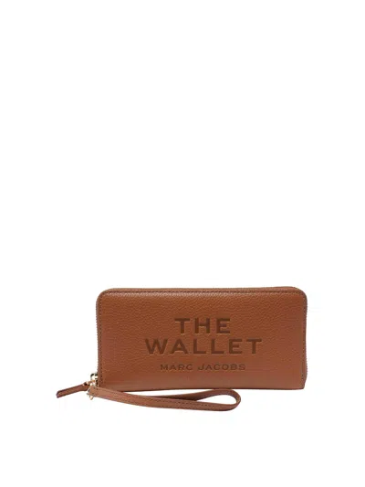 Marc Jacobs The Continental Wallet In Marrón