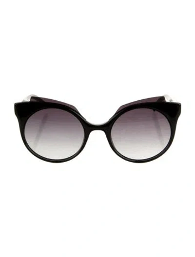 Pre-owned Marc Jacobs Cat-eye Gradient Sunglasses In Black