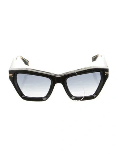 Pre-owned Marc Jacobs Cat-eye Gradient Sunglasses In Black/gold